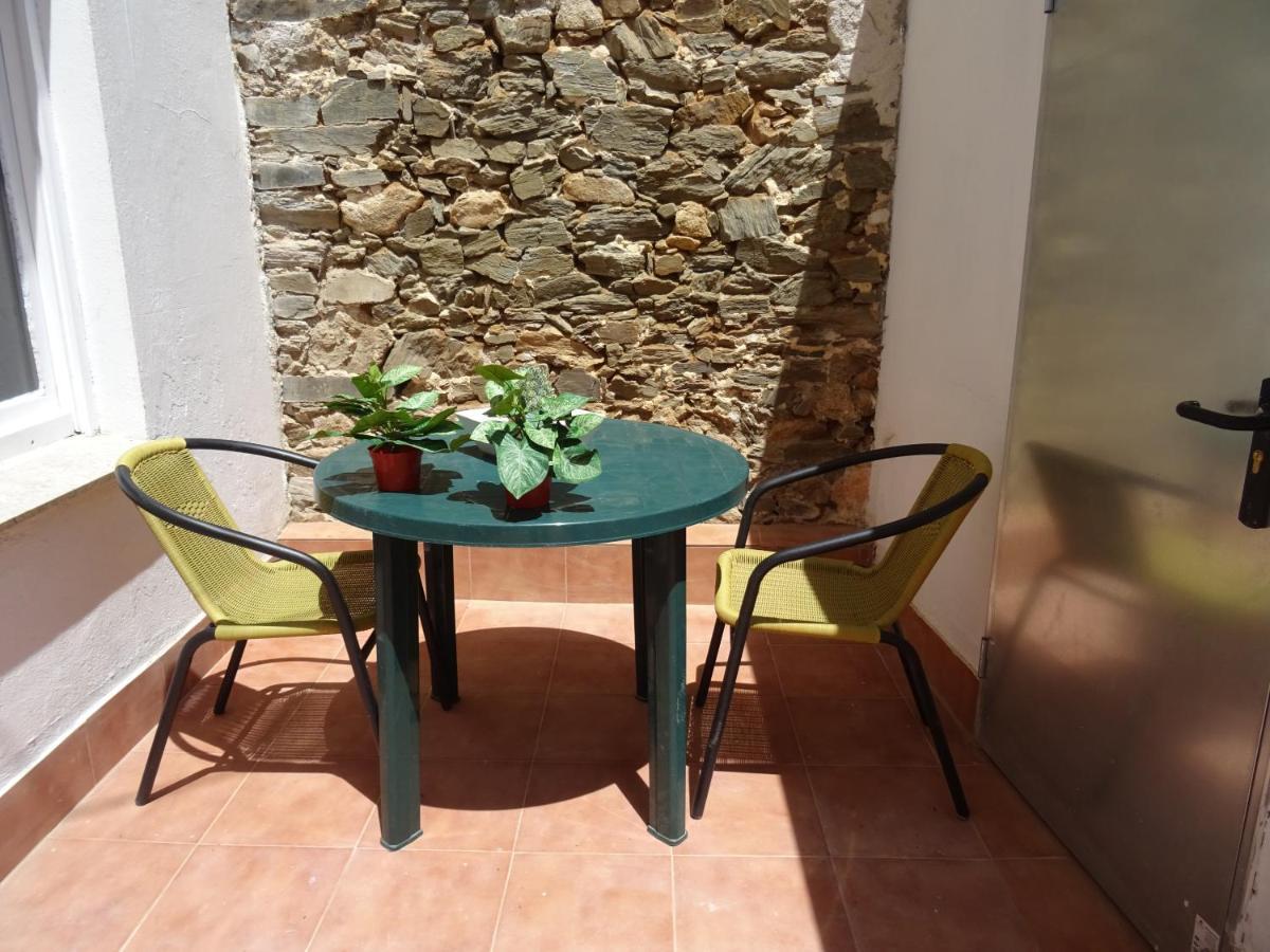 Апартаменты Piso En Centro Urbano De Puentedeume Con Terraza Экстерьер фото